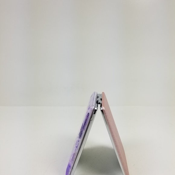 Butterfly snow glove affect floating glitter and stars mirror compact. - Picture 3 of 6